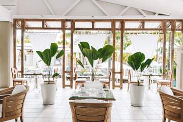 Paradise Cove Boutique Hotel