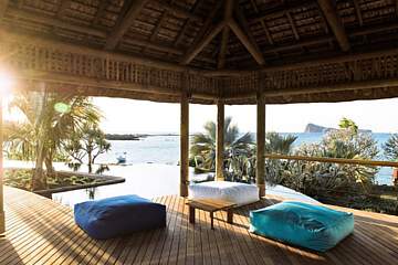 Paradise Cove Boutique Hotel