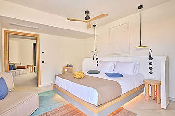 Paralos Kosta Alímia