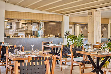 Paralos Kosta Alímia