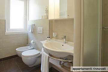 Rezidence Lagorai - apartmán po rekonstrukci - koupelna