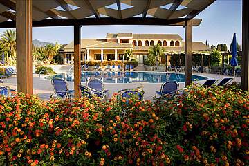 Rezidence Lantana Resort