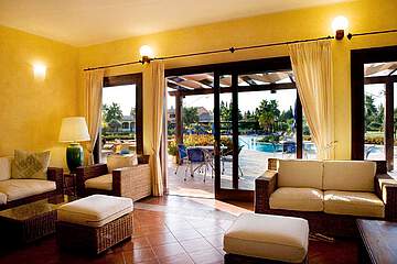 Rezidence Lantana Resort