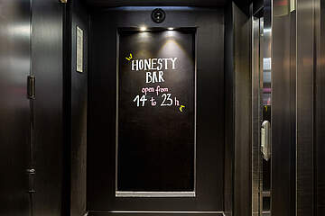 Room Mate Carla Hotel