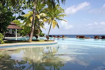 Royal Island Resort & SPA