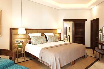 Royal Palm Beachcomber