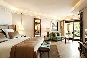 Royal Palm Beachcomber
