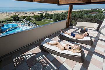 Savoy Beach Hotel & SPA