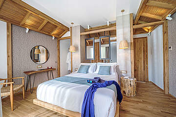 Stella Island Luxury Resort & Spa