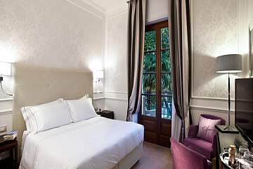 The Ashbee Hotel