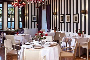 The Ashbee Hotel