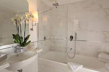 The Independent Hotel - Deluxe