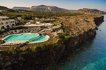 Therasia Resort and SPA