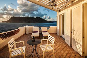 Therasia Resort and SPA