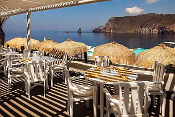 Therasia Resort and SPA