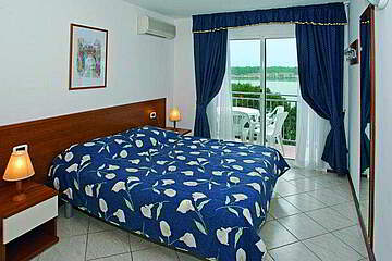 Verudela Beach Villa Resort