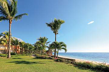 Victoria Beachcomber Resort & Spa