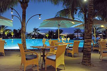 Victoria Beachcomber Resort & Spa