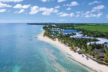 Victoria Beachcomber Resort & Spa