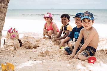 Victoria Beachcomber Resort & Spa