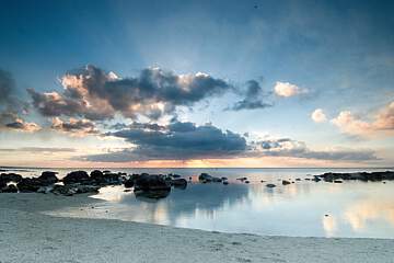 Victoria Beachcomber Resort & Spa