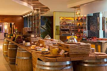 Westin Dubai Mina Seyahi Beach Resort & Marina