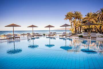 Zephyros Beach Boutique Hotel