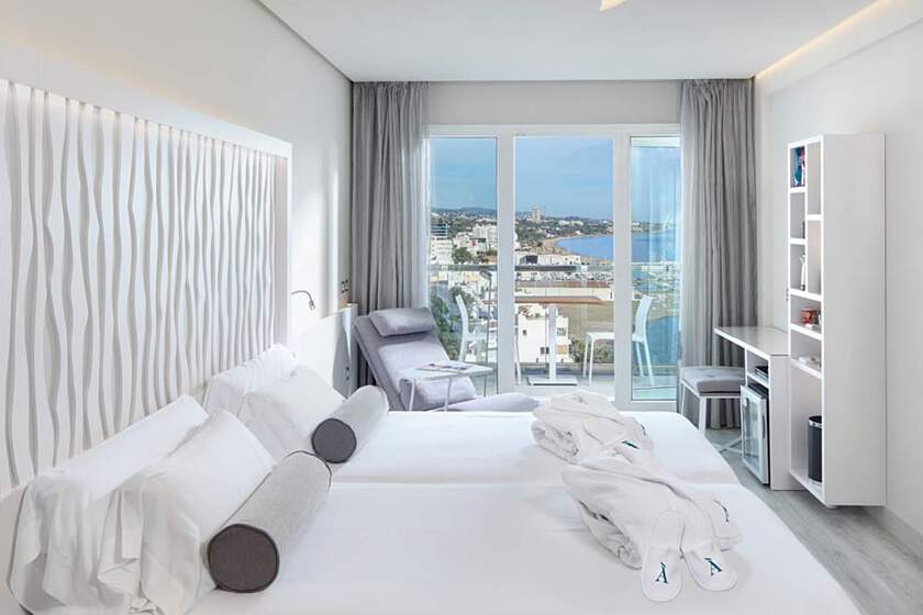 Amare Marbella Beach Hotel 