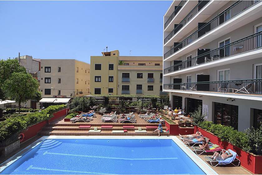 Aqua Hotel Bertran Park