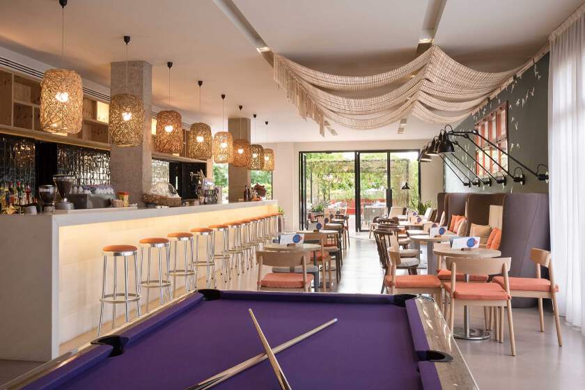 Aqua Hotel Bertran Park