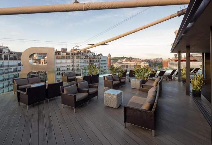 B Hotel