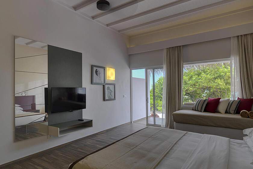 Cocoon Maldives Resort - Plážová vila