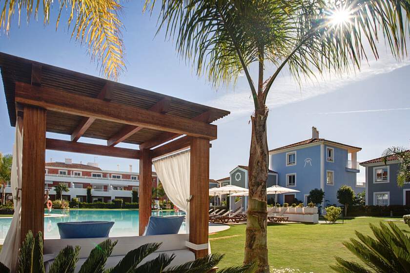 Cortijo del Mar Resort