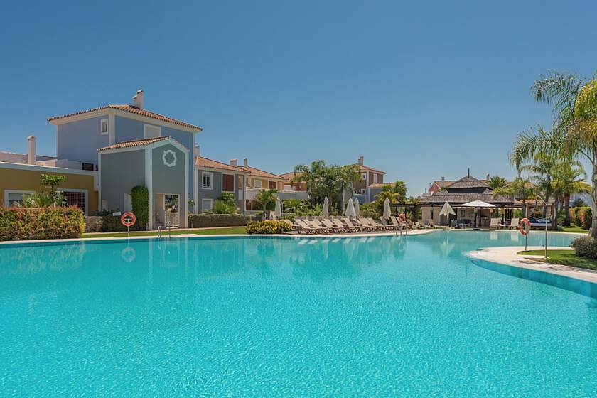 Cortijo del Mar Resort