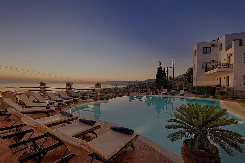 Creta Blue Boutique Hotel 