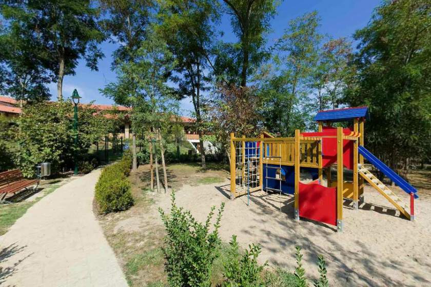 Green Village Resort Apartments & Villas