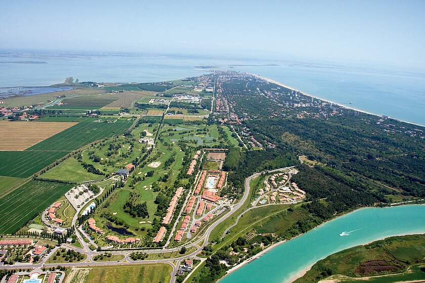 Green Village Resort Apartments & Villas