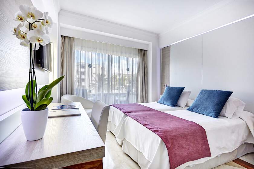 Grupotel Acapulco Playa