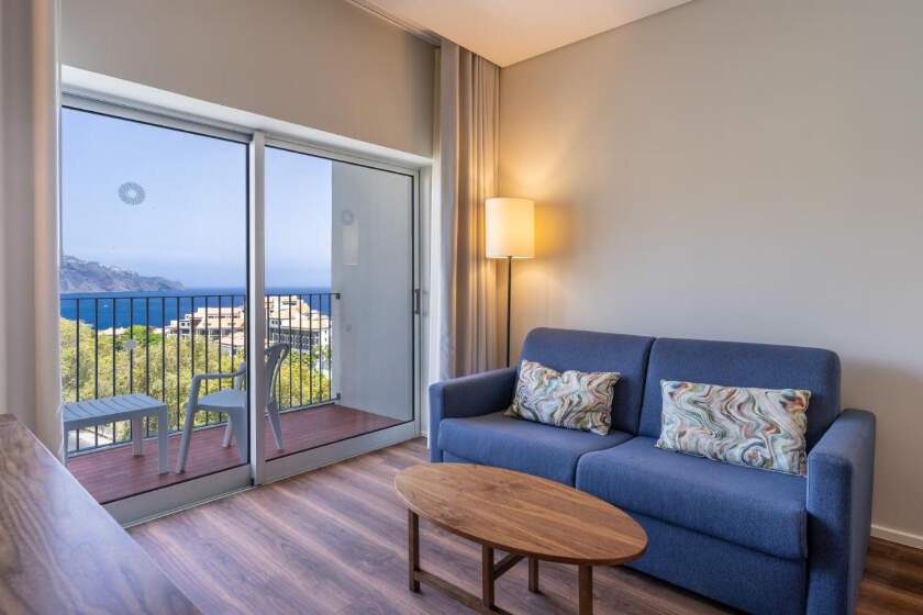 Hotel Girasol