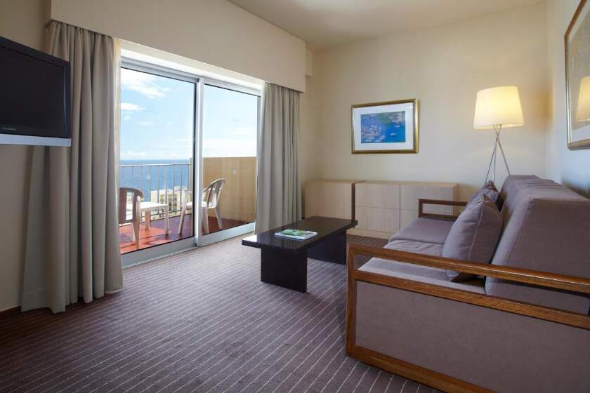 Hotel Girasol