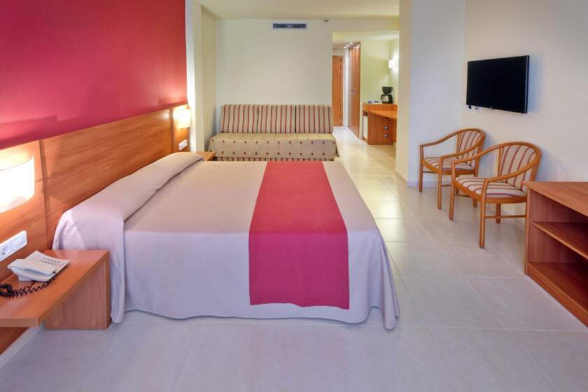 Hotel Montemar Maritim - třílůžkový pokoj