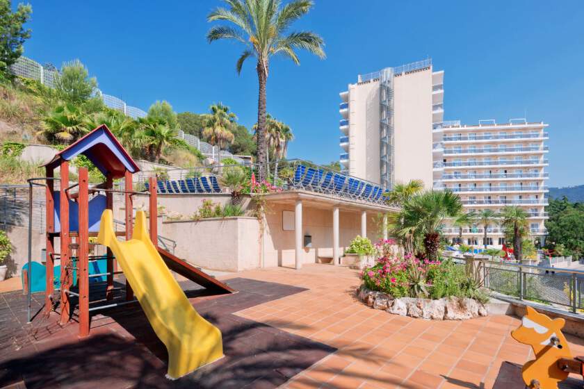 Hotel Oasis Park Splash