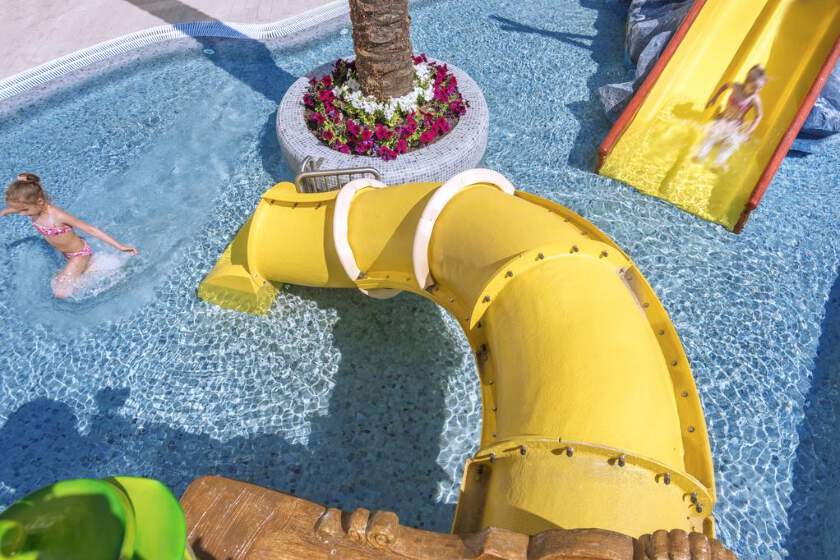Hotel Oasis Park Splash