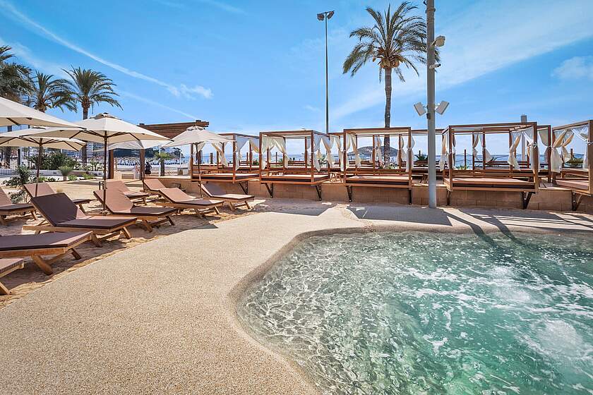 Innside by Meliá Wave Calviá