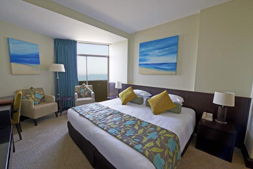 Jebel Ali Beach Hotel