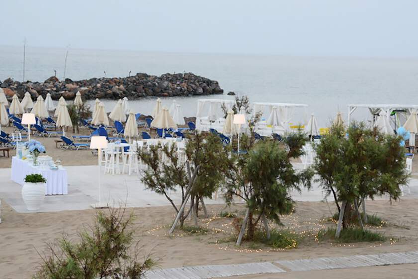 Knossos Beach Bungalows & Suites