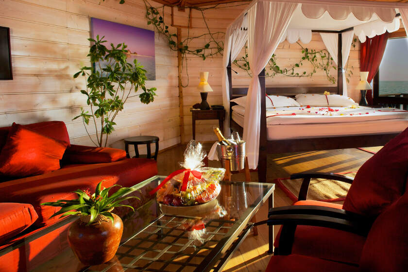 Kuredu Island Resort & SPA