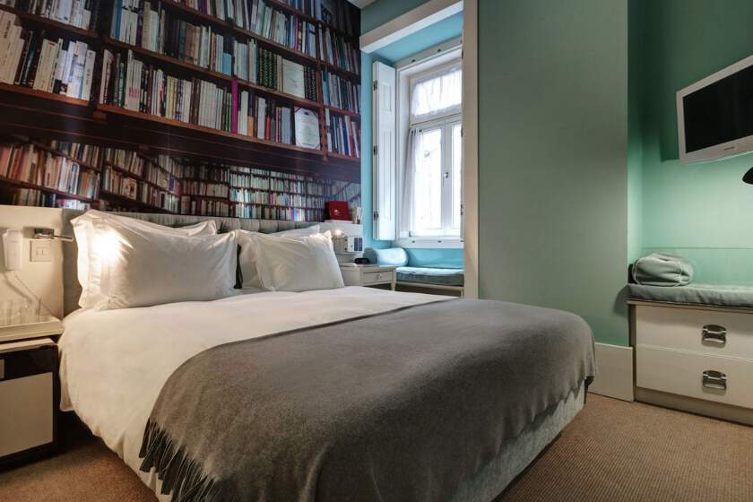 Lx Boutique Hotel