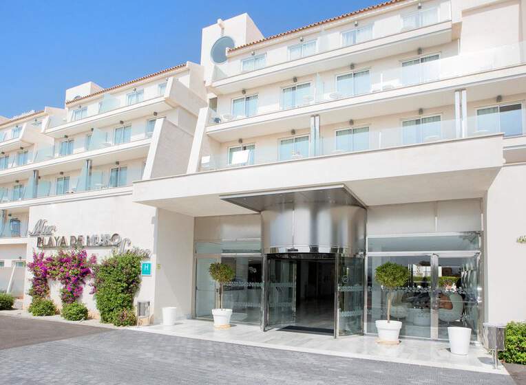 Mar Hotels Playa de Muro Suites