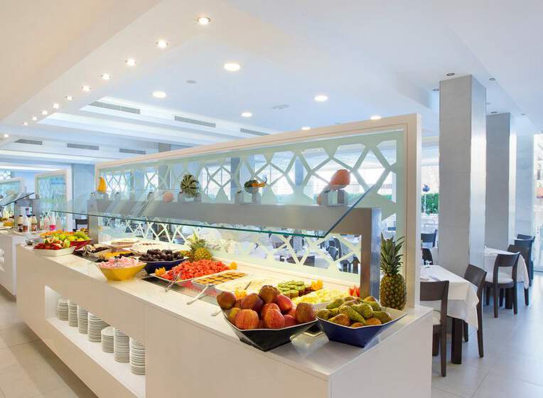 Mar Hotels Playa de Muro Suites